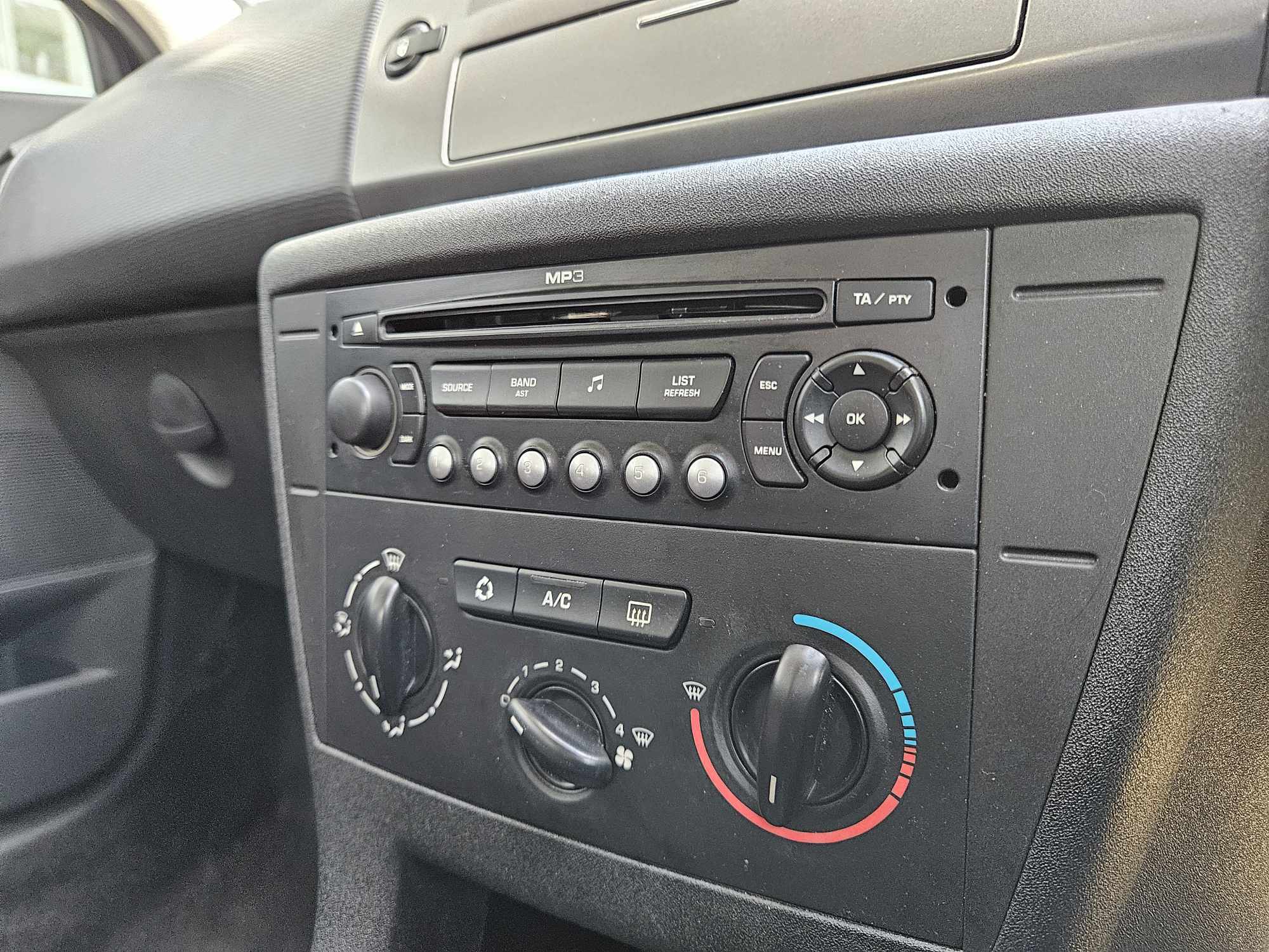Citroen C4 1.4i VTR Euro 4
